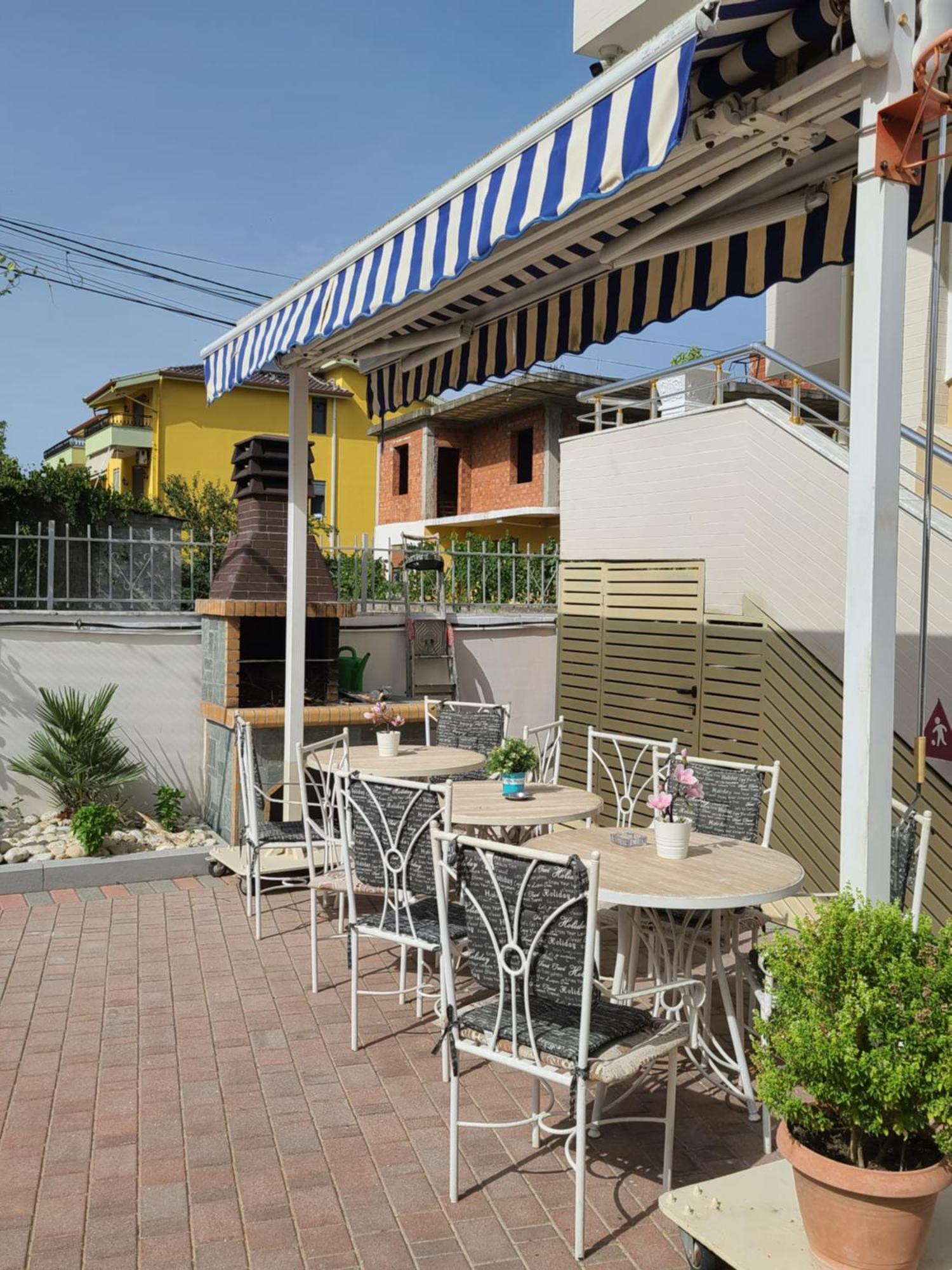 My Apartments Durres Luaran gambar