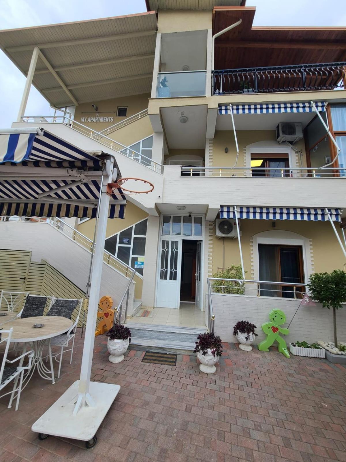 My Apartments Durres Luaran gambar