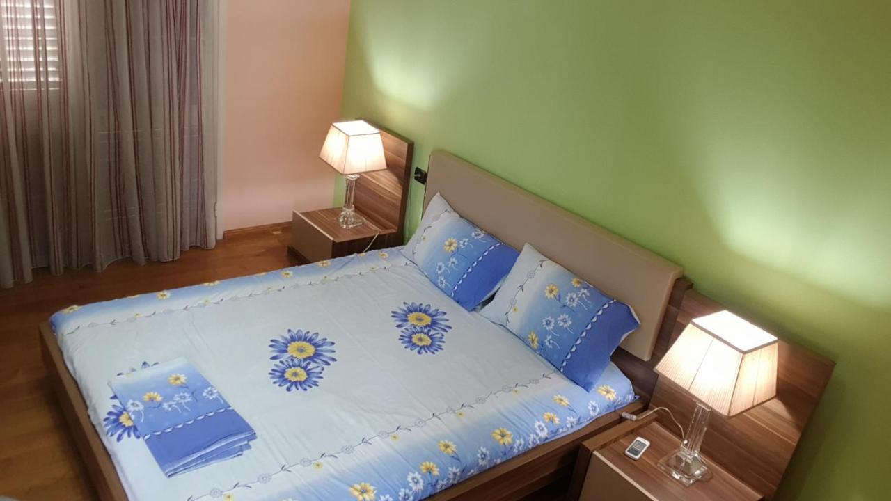My Apartments Durres Luaran gambar