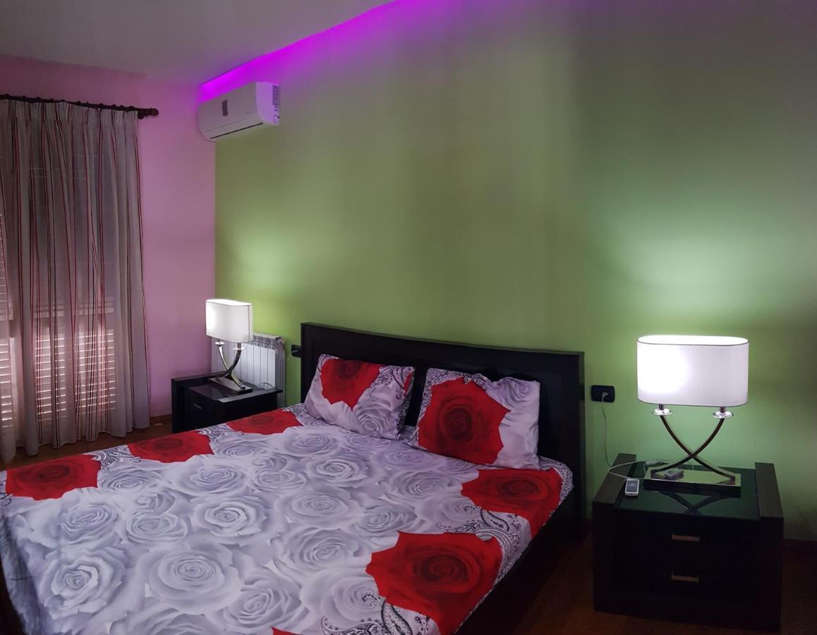 My Apartments Durres Luaran gambar